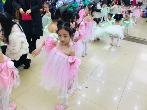 曼麗少兒舞蹈與淘學(xué)培訓(xùn) 兒童舞蹈表演服務(wù)全面解析